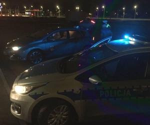 Policjanci skontrolowali taksówki „na aplikację”