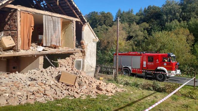 Wybuch gazu na Dolnym Śląsku.  „71-latek podszedł do butli z papierosem”