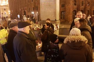 Torunianie nagrali kondolencje dla rodziny Pawła Adamowicza i gdańszczan