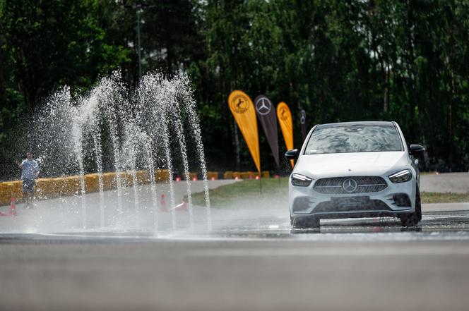 Mercedes-Benz Safety Experience 2019