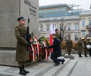 Prezydent złożył wieńce przed pomnikiem