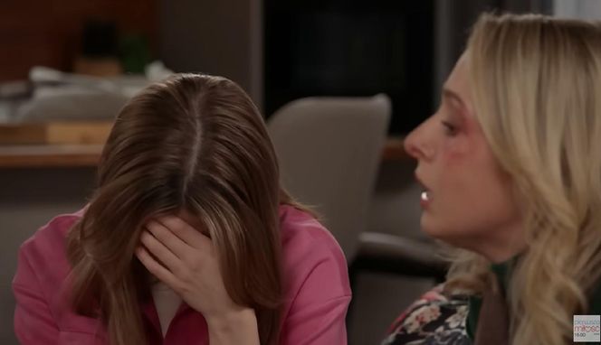 Pierwsza miłość odc. 4025. Kaja (Elżbieta Trzaskoś), Kalina (Magdalena Wieczorek)