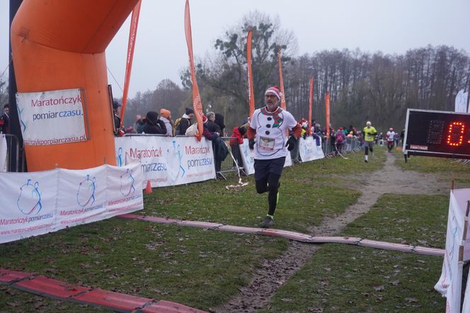 11. Bieg Mikołajkowy nad Jeziorem Strzeszyńskim w Poznaniu