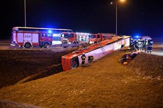   Tragiczny wypadek na A4. Autobus spadł z wiaduktu. Nie żyje 6 osób, 34 są ranne