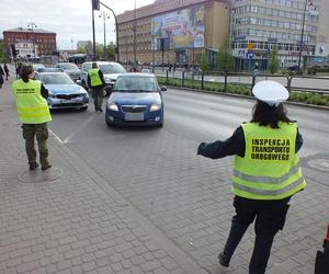 Naćpany taksówkarz woził pasażerów! Zdębieli, gdy zajrzeli do jego bagażnika