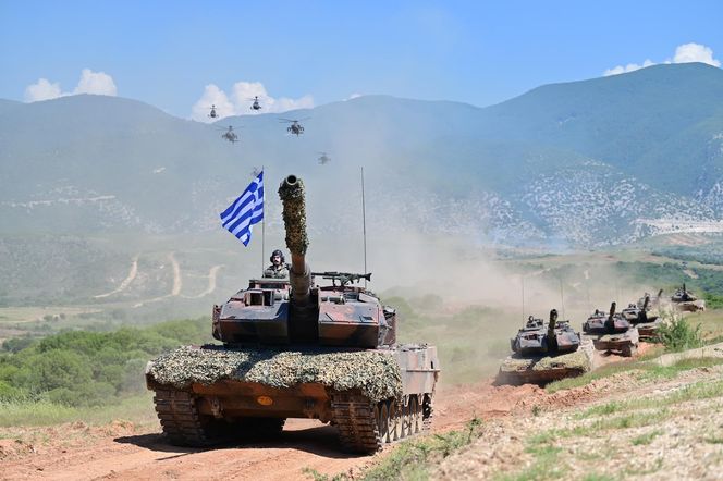 Ponad 400 nowych wozów bojowych i modernizacja czołgów. Niemcy kuszą Grecję