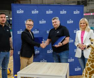 Podpisanie umowy sponsorskiej między Grupą Azoty S.A. i VOLLEY JEDYNKA Tarnów na sezon 2023/2024