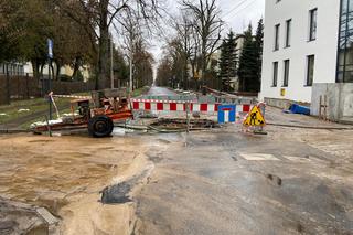 Dziury urywające zawieszenie i źle łatane jezdnie. Łodzianie są załamani stanem dróg w mieście