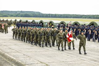 Plan obchodów Święta Wojska Polskiego 2025. Jak dojechać na Wisłostradę?