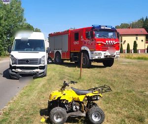 6-latek wjechał pod koła busa. Dziecko jest w poważnym stanie