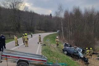 Groźny wypadek w Nienadowej. Trzy osoby ranne [ZDJĘCIA]