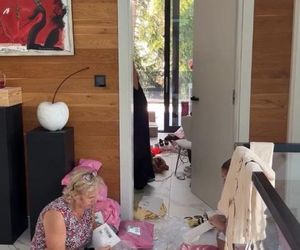 Klaudia Halejcio ma dom za 9 milionów, a sprzedaje stare ciuchy w sieci. Tak brakuje jej kasy?