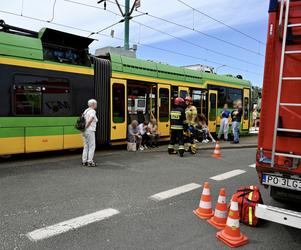 Dwa tramwaje zderzyły się 8 bm. na ul. Hetmańskiej w Poznaniu. Poszkodowanych zostało 15 osób. Jedna jest w stanie ciężkim