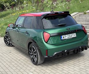 MINI Cooper S (w linii JCW)