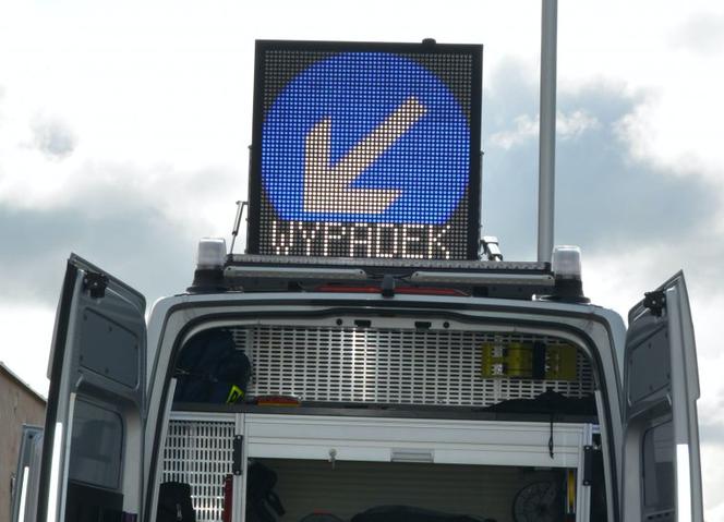 Volkswagen Crafter jako policyjny Ambulans Pogotowia Ruchu Drogowego