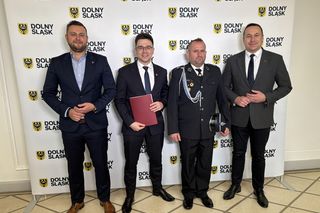 Dolny Śląsk z dofinansowaniem dla strażaków! Niemal 3 miliony złotych na 20 nowych jednostek 