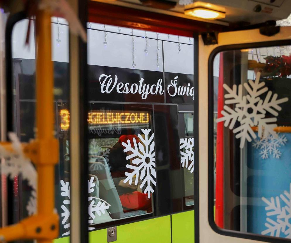 Świąteczny tramwaj i dyskoteka na lodzie, czyli Mikołajki w Gorzowie