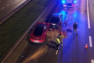 Koszmar na Wale Miedzeszyńskim! Rozbite Porsche za 700 tysięcy złotych!