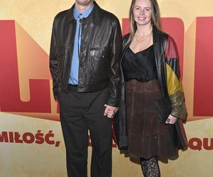 Premiera LARP. Miłość, trolle i inne questy: Pawł Deląg z partnerką