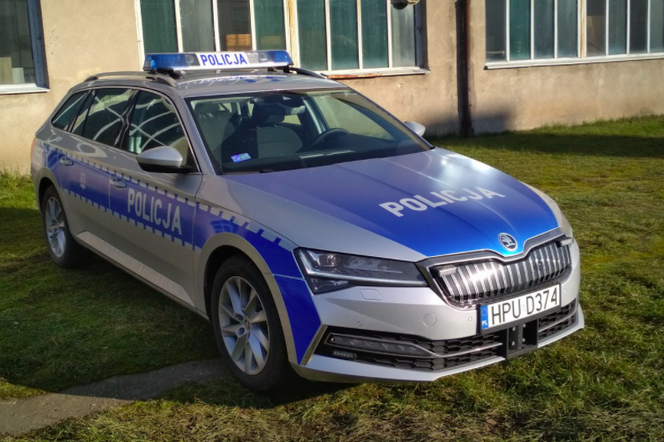 Hybrydowy radiowóz wielkopolskiej policji