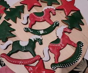 Przepiękne świąteczne pierniczki są w Łubiance pod Toruniem