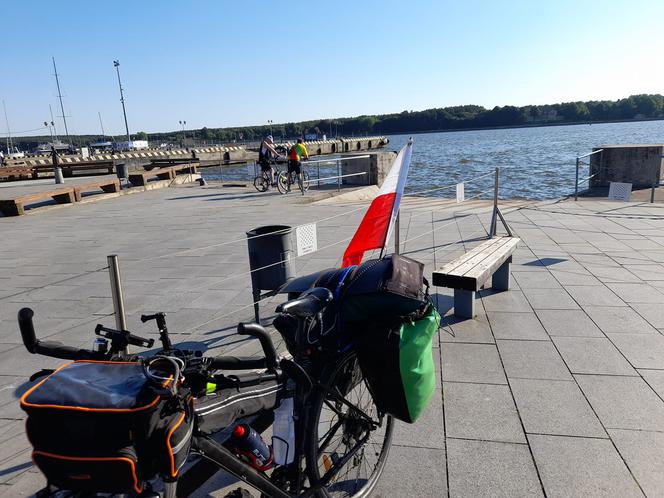 Pan Dariusz chce okrążyć Europę na rowerze. Wszystko dla chorej Lilianki [ZDJĘCIA]