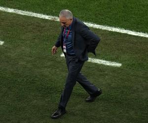 Wściekły kibic zaatakował byłego selekcjonera na ulicy! Brutalne rozliczenie po mundialu, skandaliczna postawa