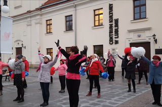 Zatańczyły, aby sprzeciwić się przemocy. „One Billion Rising” w Lublinie [WIDEO]