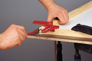 Narzędzia do drewna - jakie narzędzia stolarskie kupić do warsztatu?