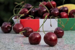 Pojawiły się pierwsze czereśnie z importu. Cena? Lepiej usiądźcie