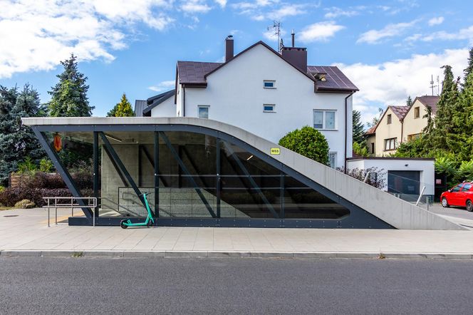 Okolice stacji metro Zacisze w Warszawie