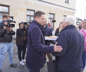 Rafał Trzaskowski w Skarżysku-Kamiennej. 19 maja 2025