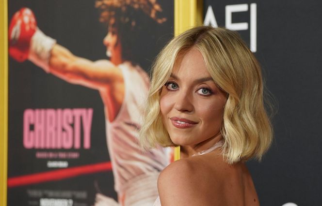 Sydney Sweeney jako Christy Martin.