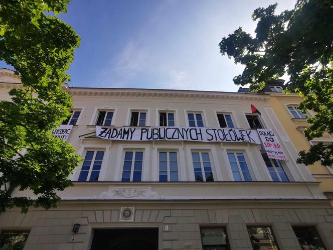 Bunt studentów na UW. Okupują siedzibę samorządu na Krakowskim Przedmieściu