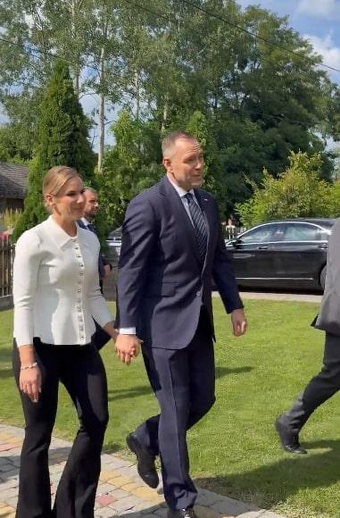 Szokująca ocena stroju Marty Nawrockiej! Pierwsza dama pod lupą