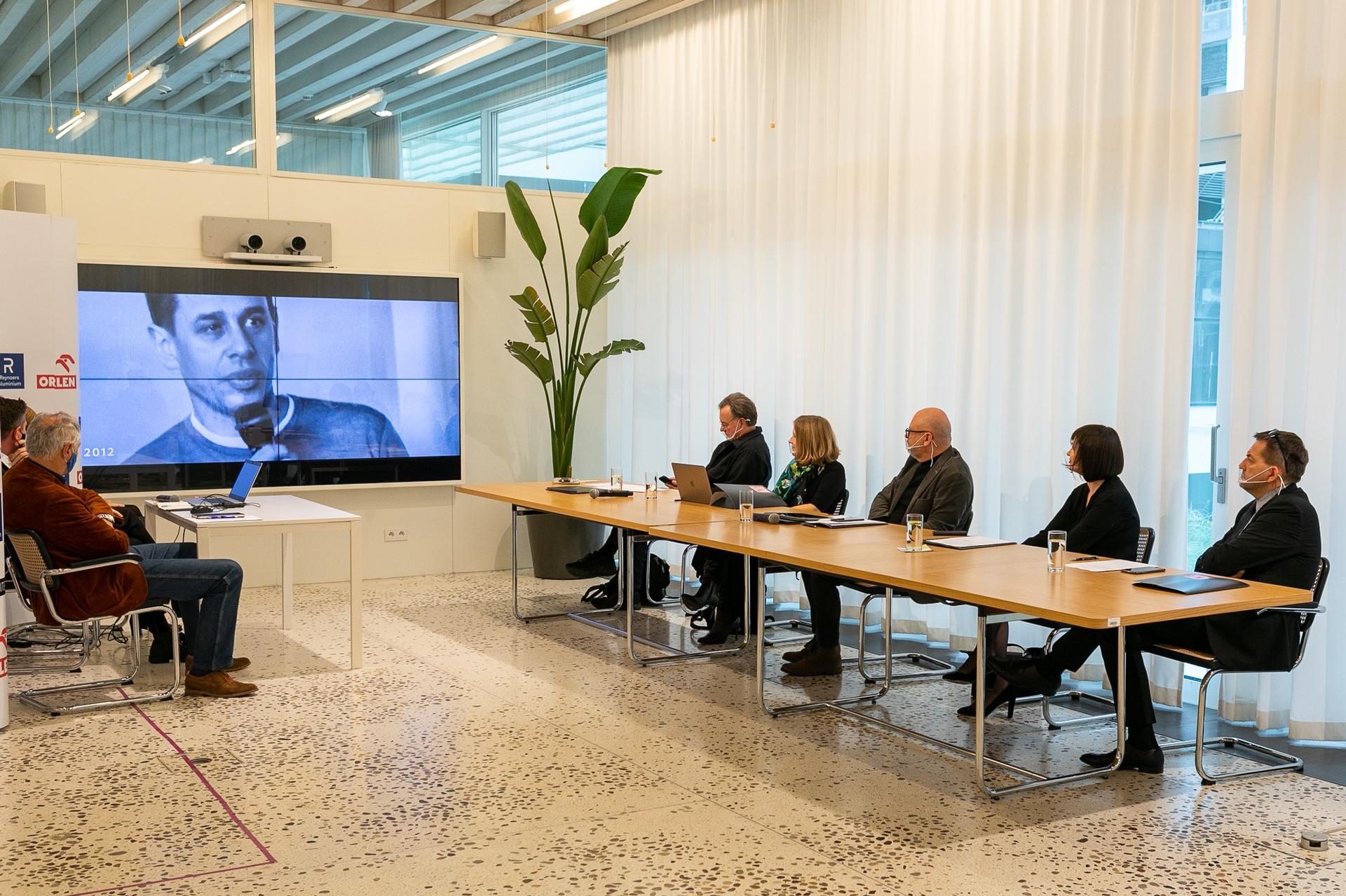 121225412_10158659443738427_2915844183585177491_o