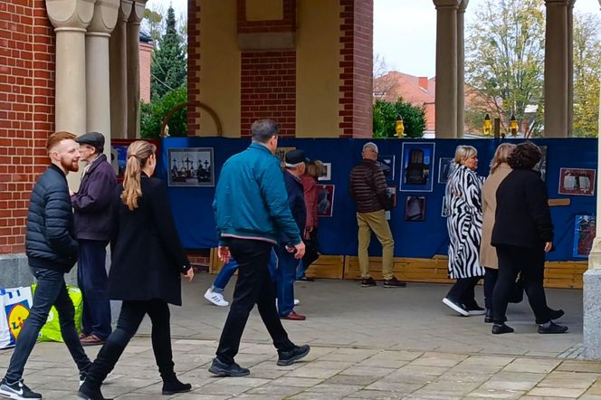 1 listopada na Cmentarzu Centralnym w Szczecinie