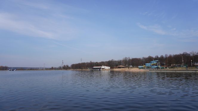 Wiosna rozgościła się w Lublinie! Mieszkańcy tłumnie ruszyli w niedzielę nad Zalew Zemborzycki, który otworzył Edward Gierek