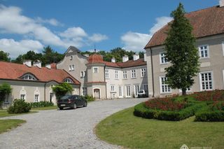 Ten pałac ma ponad 400 lat! Wyjątkowe miejsce na mapie woj. warmińsko-mazurskim