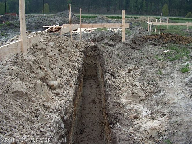 Wykopy pod fundamenty. Jak prowadzić prace ziemne?
