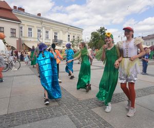Święto Kielc 2025. Bajkowy korowód z Kopciuszkiem
