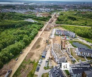 Jeszcze niedawno były tutaj chwasty i krzewy. Jak przebiega budowa Trasy Północnej w Szczecinie?