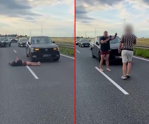 Szalony kierowca grasował na A4! Biega w majtkach, zatrzymuje auta