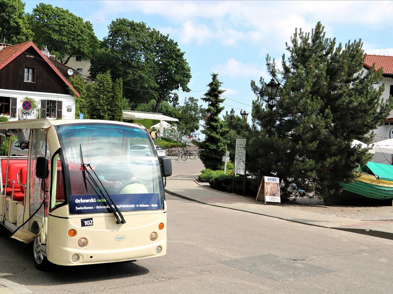 W Orłowie otworzono pierwszą w Gdyni linię obsługiwaną meleksami! Podwozi z SKM na molo