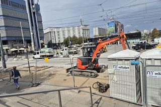 Tramwaje wróciły na Rynek w Katowicach. A to wciąż plac budowy
