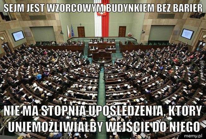 Cała Polska śledzi obrady Sejmu. Te memy rozbawią cię do łez!