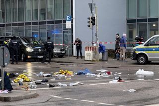 Atak w Monachium. Media: Zerwać z dotychczasową polityka migracyjną