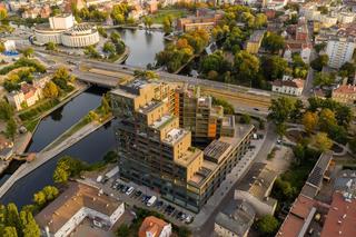 Bydgoski podróżnik i fotograf zabiera nas na wirtualny spacer po mieście. Można przyjrzeć się nawet detalom elewacji kamienic 