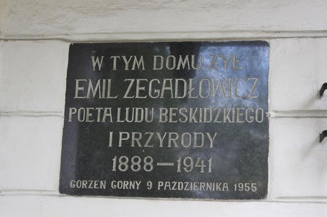 Dwór Emila Zegadłowicza w Gorzeniu Górnym. Miejscowi powiadają, że zamieszkał w nim duch polskiego poety