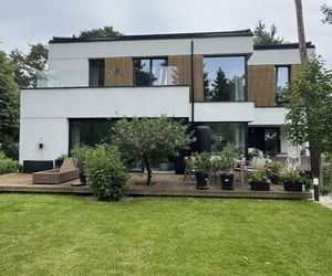 M jak miłość. Nowy dom Wernera (Jacek Kopczyński) i Sylwii (Hanna Turnau)